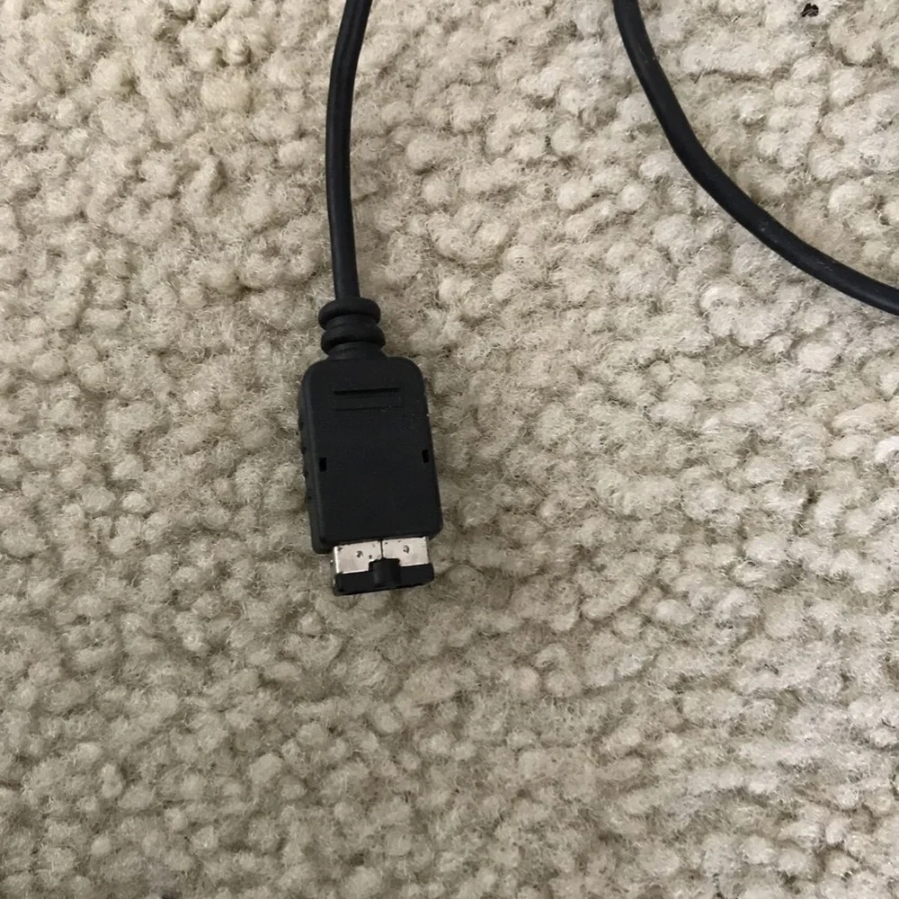 Game Stop & Nintendo Game Boy AC Adapter Charger